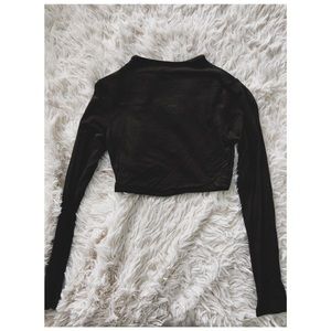 Green Long-Sleeve Crop Top